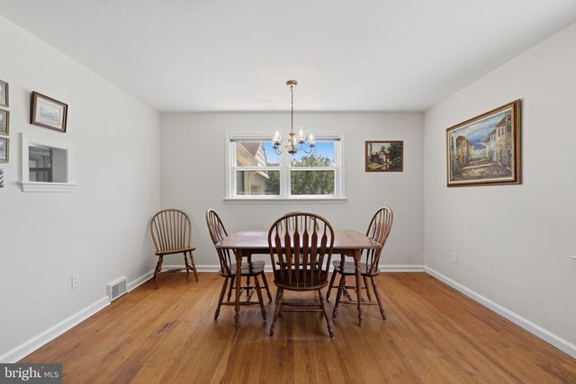 21 KING ST, Downingtown, PA 19335