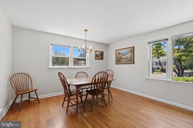 21 KING ST, Downingtown, PA 19335