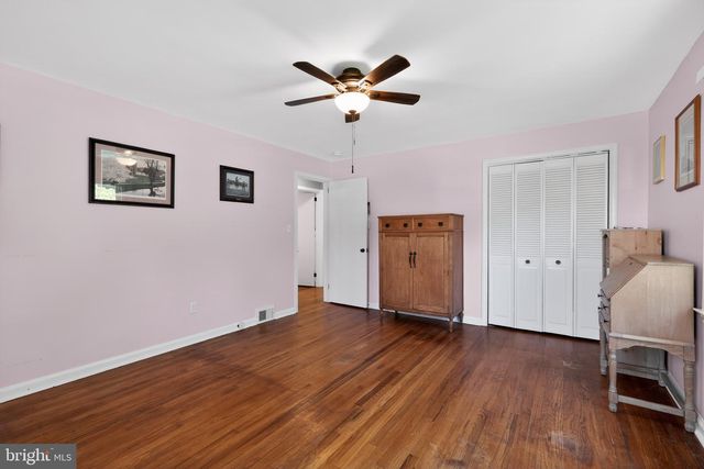 21 KING ST, Downingtown, PA 19335