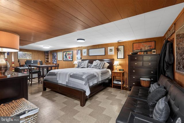 21 KING ST, Downingtown, PA 19335
