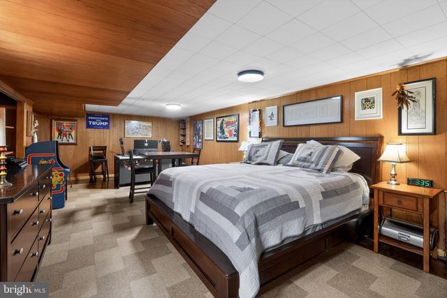 21 KING ST, Downingtown, PA 19335