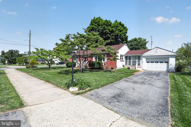 21 KING ST, Downingtown, PA 19335