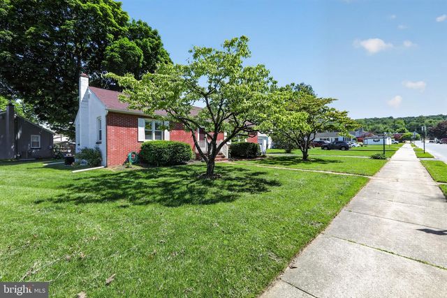 21 KING ST, Downingtown, PA 19335