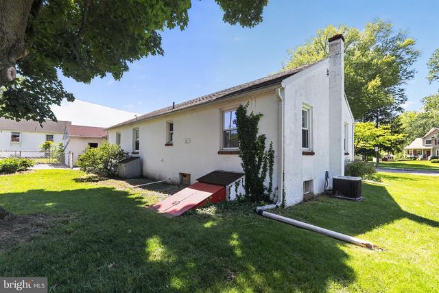 21 KING ST, Downingtown, PA 19335