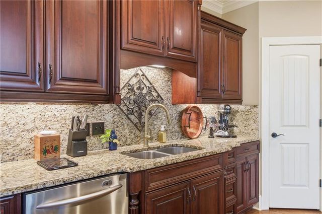 95 Grand View Drive, Cleveland, GA 30528