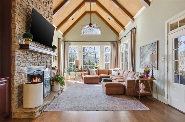 95 Grand View Drive, Cleveland, GA 30528