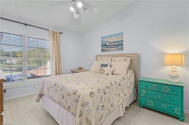 5010 Cedar Springs DR # 202, Naples, FL 34110