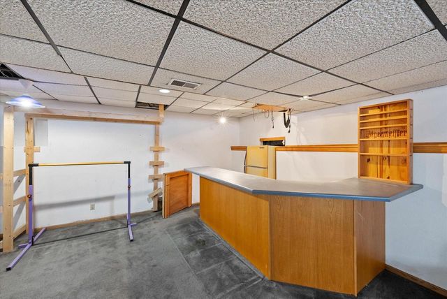 527 N Hartwell AVENUE, Waukesha, WI 53186