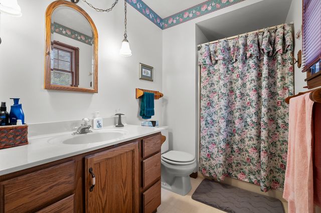 35485 County Road 665, Paw Paw, MI 49079