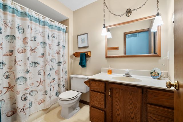 35485 County Road 665, Paw Paw, MI 49079