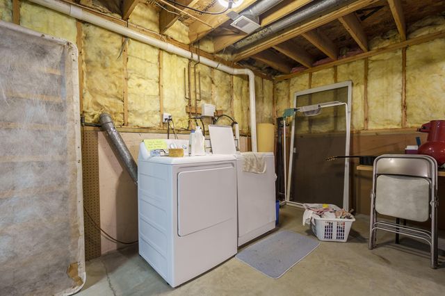 35485 County Road 665, Paw Paw, MI 49079