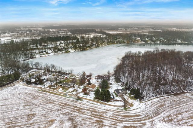 35485 County Road 665, Paw Paw, MI 49079