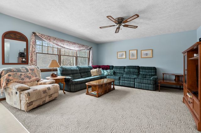 35485 County Road 665, Paw Paw, MI 49079