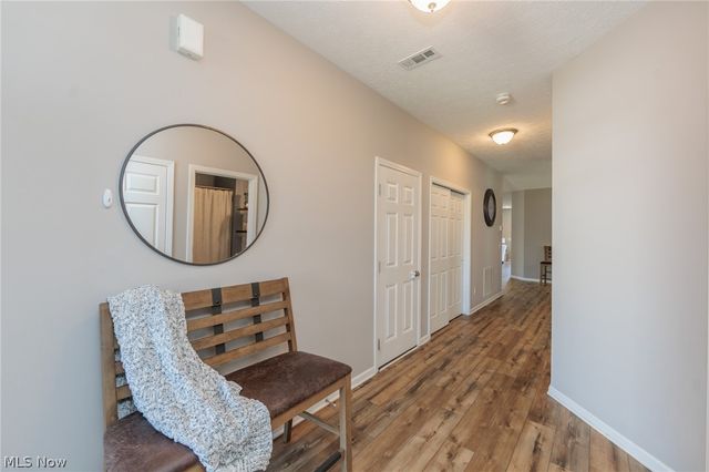 162 Kensington Way, Elyria, OH 44035