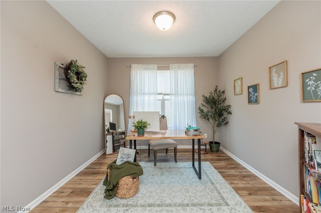 162 Kensington Way, Elyria, OH 44035