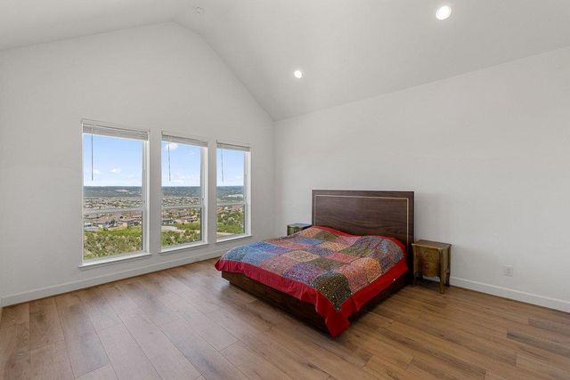 6204 Sontag DR, Austin, TX 78738