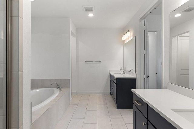 6204 Sontag DR, Austin, TX 78738