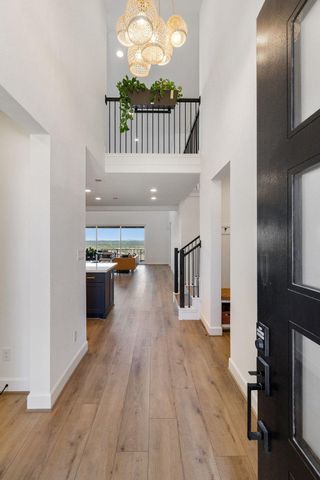 6204 Sontag DR, Austin, TX 78738