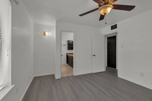 441 White Oak Lane, Burleson, TX 76028