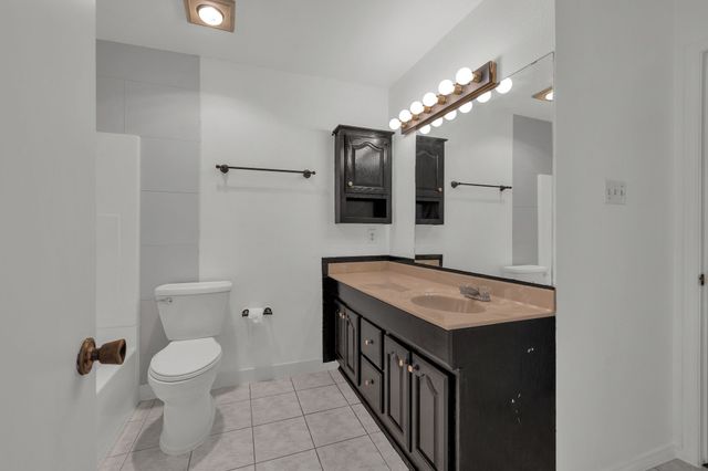 441 White Oak Lane, Burleson, TX 76028