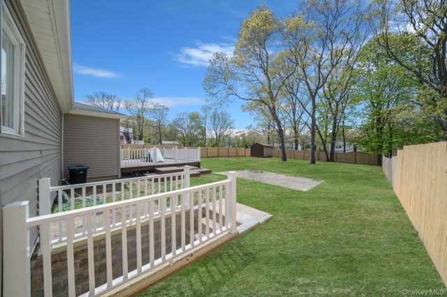 94 Rosemary Lane, Centereach, NY 11720