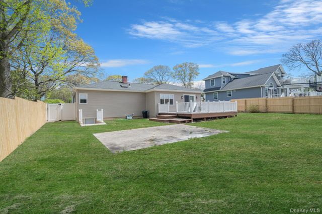 94 Rosemary Lane, Centereach, NY 11720