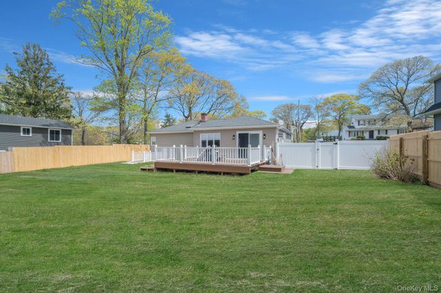 94 Rosemary Lane, Centereach, NY 11720