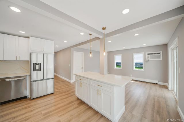 94 Rosemary Lane, Centereach, NY 11720