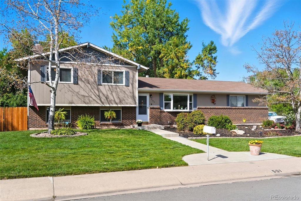501 Locust Grove Drive, Fort Collins, CO 80521