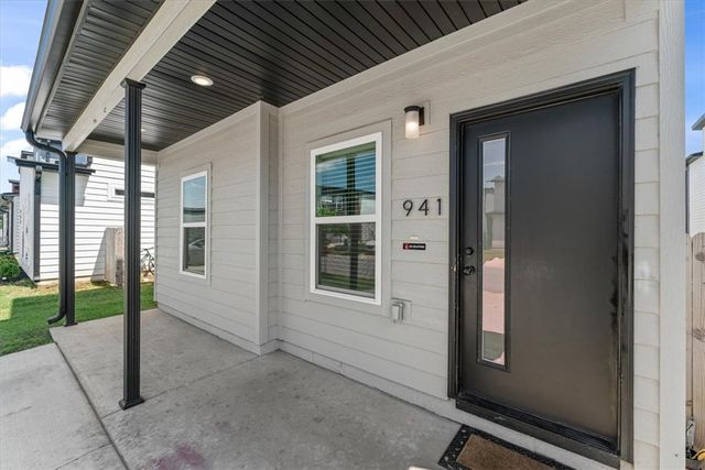 941 Ventnor, Centerton, AR 72719