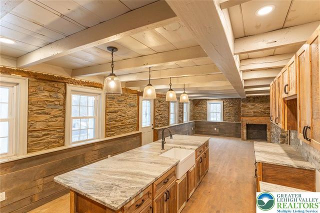 3401 Popular Drive, Lehigh Twp, PA 18067