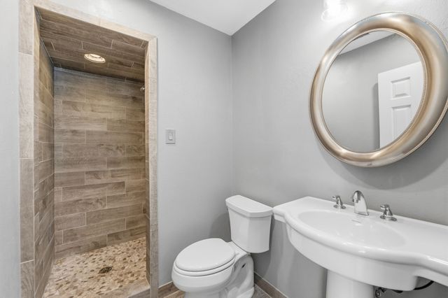 241 Simmons Road, Double Oak, TX 75077