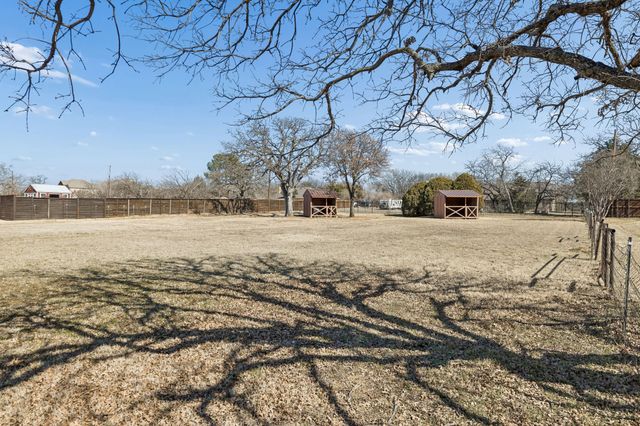 241 Simmons Road, Double Oak, TX 75077