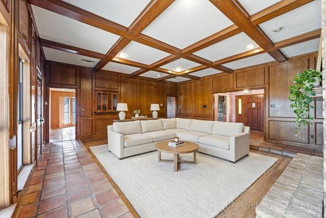 241 Simmons Road, Double Oak, TX 75077