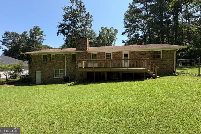 310 Sharon Drive, Fayetteville, GA 30214