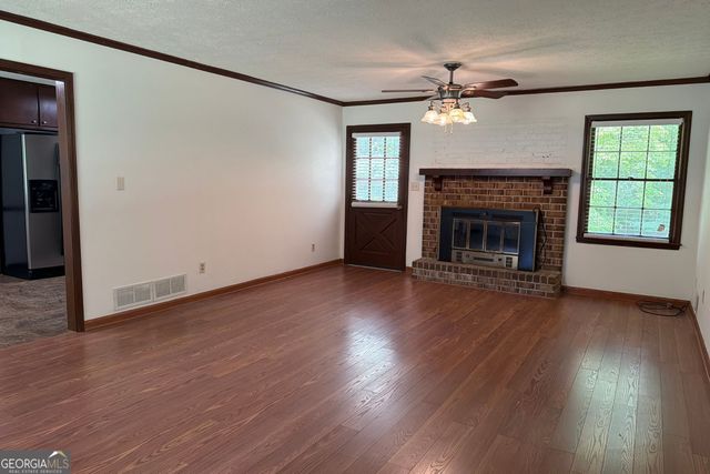 310 Sharon Drive, Fayetteville, GA 30214