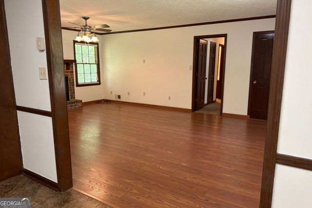 310 Sharon Drive, Fayetteville, GA 30214