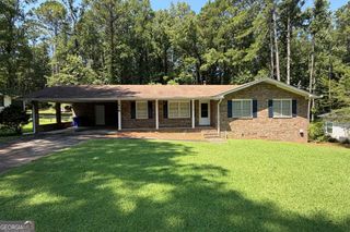 310 Sharon Drive, Fayetteville, GA 30214