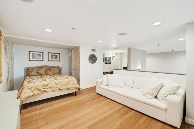 420 Esplanade 4, Redondo Beach, CA 90277