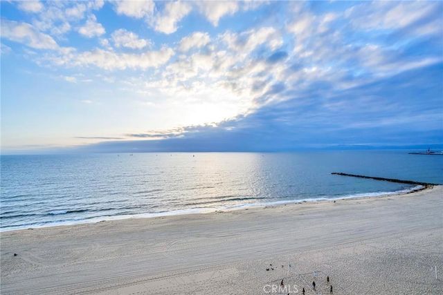 420 Esplanade 4, Redondo Beach, CA 90277