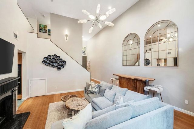 420 Esplanade 4, Redondo Beach, CA 90277