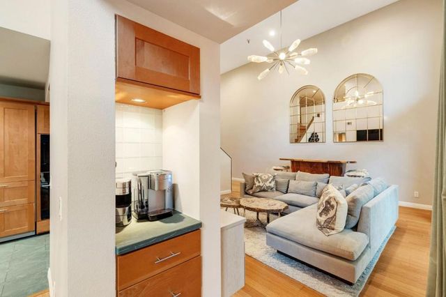 420 Esplanade 4, Redondo Beach, CA 90277