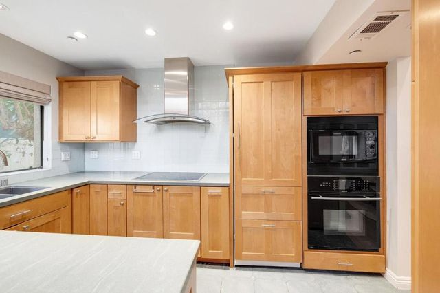 420 Esplanade 4, Redondo Beach, CA 90277