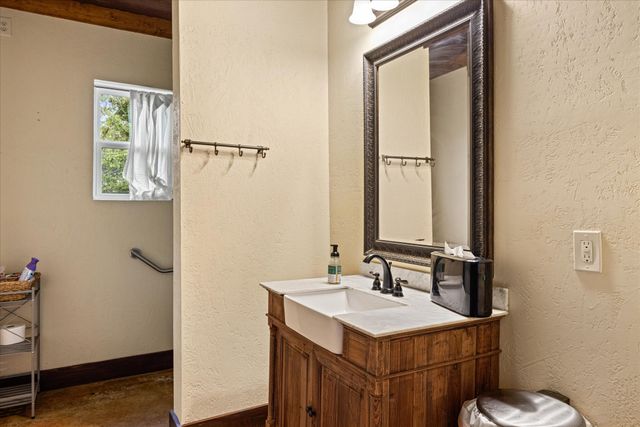 1904 Floyd Road Road, Weatherford, TX 76087