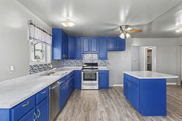 724 E 2600 North Road, Penfield, IL 61862