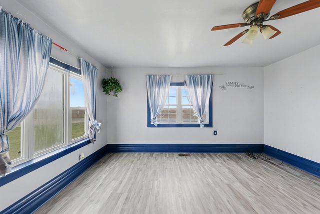 724 E 2600 North Road, Penfield, IL 61862