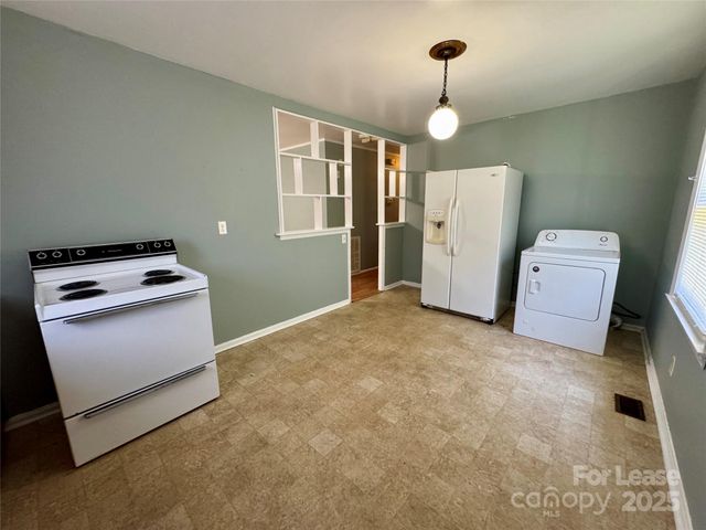 4117 Gossett Avenue, Charlotte, NC 28208