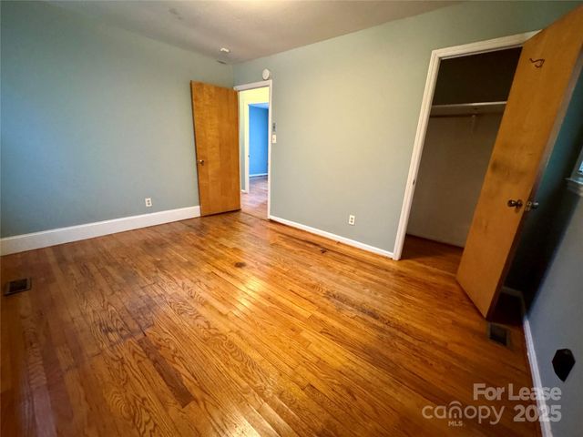 4117 Gossett Avenue, Charlotte, NC 28208