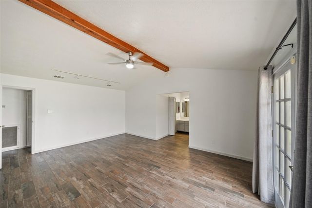 248 E Castle Harbour Drive, Friendswood, TX 77546