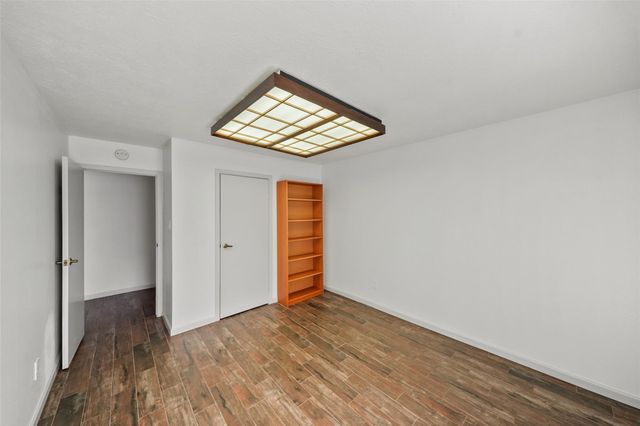 248 E Castle Harbour Drive, Friendswood, TX 77546